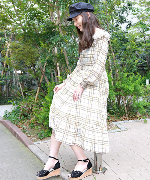 Mysty Woman ミスティウーマン の チェック柄シフォンロングワンピース ワンピース Wear