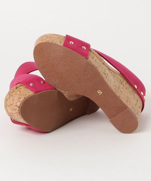 NATURAL BEAUTY BASIC(ナチュラルビューティーベーシック)の「クロスコルクミュール(サンダル・レディース・ホワイト/ベージュ系その他/ピンク・LARGE/MEDIUM/SMALL)」の4枚目の写真