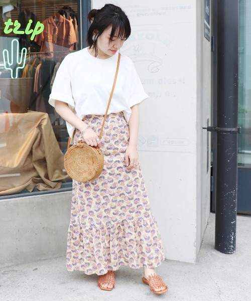 SLOBE IENA（スローブイエナ）の「デラヴェクロップドTシャツ◆（Tシャツ/カットソー・レディース・ホワイト/ベージュ/サックスブルー/イエロー・FREE）」の9枚目の写真