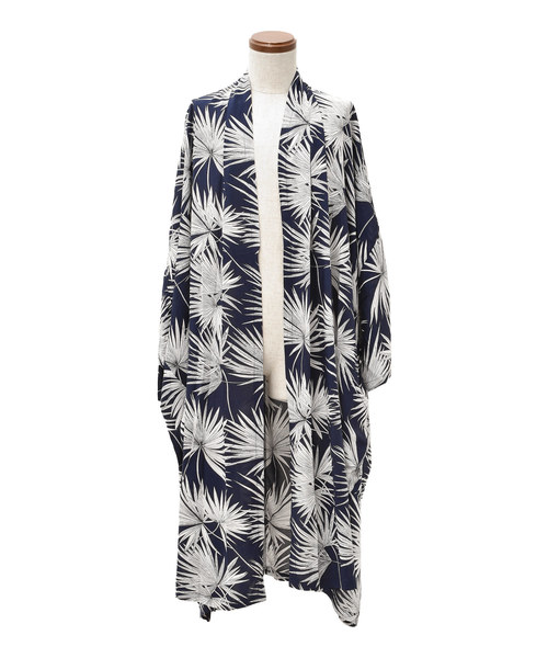 MinoriTY（マイノリティ）の「リーフ柄ＢＩＧシルエットドレープガウン（カーディガン/ボレロ・メンズ・ブラック/マスタード/ブルー系その他/ブルー系その他2・FREE）」の8枚目の写真