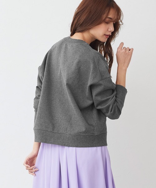Pierrot(ピエロ)の「スウェットプルオーバー(スウェット・レディース・ブラック/ネイビー/アイボリー/杢グレー/チャコール/ベージュ系その他・M/L)」の14枚目の写真