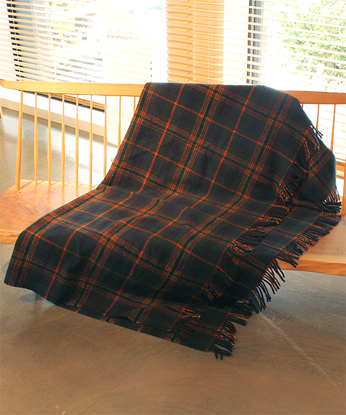 fennica（フェニカ）の「KERRY WOOLLEN MILLS / チェックブランケット（ブランケット・ホワイト/レッド系その他/その他1・ONE SIZE）」の3枚目の写真