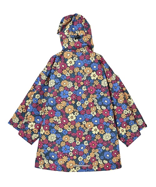 KiU(キウ)の「リフレクター付き キッズ スリーブレインポンチョ for kids【A】(レインコート/ポンチョ・キッズ・ブラック/オフホワイト/ホワイト系その他/ドット/パープル系その他/カーキ/マルチ/ブラック系その他/ブラック系その他2/ブルー系その他/タイガーカモ・MEDIUM/LARGE)」の19枚目の写真