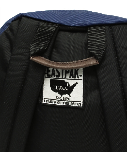 EASTPAK（イーストパック ）の「WEGO/EASTPAKデイパック（バックパック/リュック・メンズ・ネイビー/その他1/ブラック/カーキ・FREE）」の10枚目の写真