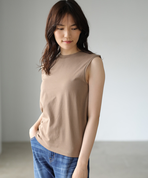 AMERICAN HOLIC(アメリカンホリック)の「クルーネックノースリーブカットプルオーバー*(Tシャツ/カットソー・レディース・ブラック/ネイビー/ピンク/イエロー/グリーン/アイボリー/ベージュ系その他/キャメル/ライトピンク・M/L)」の4枚目の写真