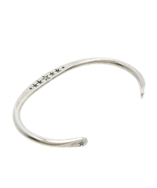 amp japan(アンプジャパン)の「Large Star Hammered Bangle -narrow-(ラージスター ハンマード ナローバングル)(バングル/リストバンド・メンズ・シルバー・SMALL/MEDIUM)」の3枚目の写真