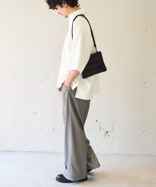 MAISON CLUB（メゾンクラブ）の「【MAISON CLUB】ミリタリーショルダーバック サコッシュ　/M-65 MA-1　スマホショルダー　ミニショルダー　軽量 /撥水（ショルダーバッグ・メンズ・ブラック/ネイビー/オフホワイト/グレー/モカ/グレー系その他2/ブラック系その他2/カーキ・FREE）」の16枚目の写真