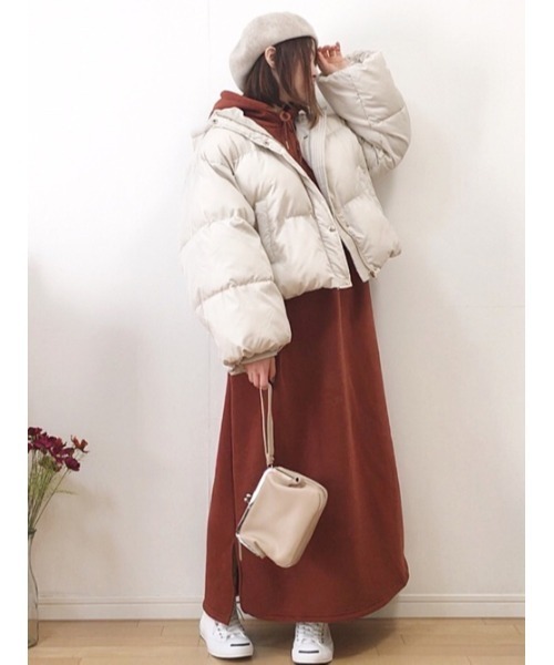 SUGAR BISKET（シュガービスケット）の「裏起毛フードパーカー（ワンピース・レディース・チャコールグレー/ブラック/アイボリー/チョコ/テラコッタ・フリー）」の21枚目の写真