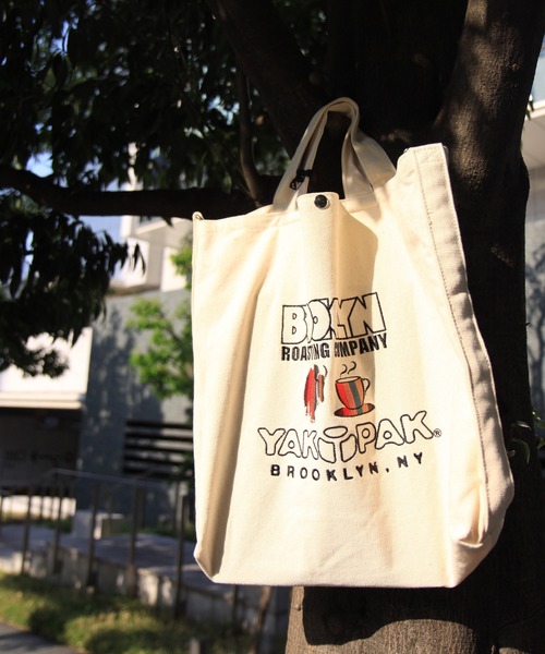 YAKPAK（ヤックパック）の「【YAK PAK】コットンキャンバストートバック / ショルダーバック（トートバッグ・レディース・ホワイト系その他2/ホワイト系その他/ブラック系その他2/ブラック系その他・FREE）」の2枚目の写真