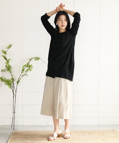 Bou Jeloud(ブージュルード)の「コクーンシルエット ビジューチュニック(Tシャツ/カットソー・レディース・グレー/レッド/ブラック/ネイビー・FREE)」の15枚目の写真