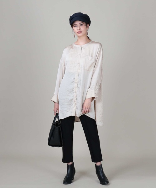 HONEYSUCKLE ROSE（ハニーサックルローズ）の「【HONEYSUCKLE ROSE】バンドカラーサテンシャツ（シャツ/ブラウス・レディース・オフホワイト/ブラウン/グレー・M/L）」の6枚目の写真