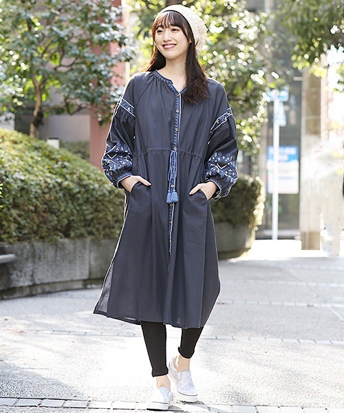 チチカカ（チチカカ）の「パターンバリエーションスリッポン（スリッポン・レディース・ライトグレー/パープル/ブラウン・MEDIUM/LARGE）」の6枚目の写真