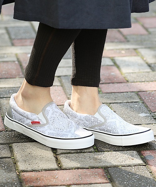 チチカカ（チチカカ）の「パターンバリエーションスリッポン（スリッポン・レディース・ライトグレー/パープル/ブラウン・MEDIUM/LARGE）」の7枚目の写真