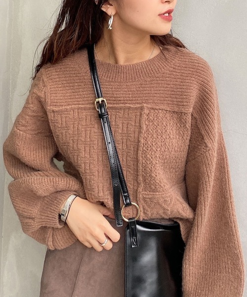 archives（アルシーヴ）の「パッチワークケーブルニットプルオーバー（ニット/セーター・レディース・オフホワイト/ブルー/モカ/グレイッシュベージュ・MEDIUM）」の19枚目の写真