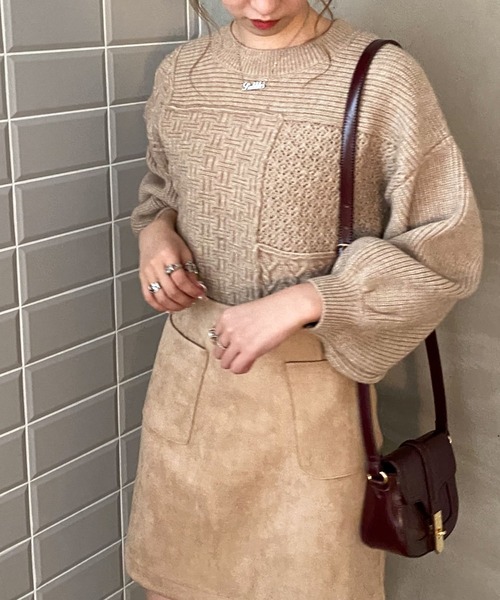 archives（アルシーヴ）の「パッチワークケーブルニットプルオーバー（ニット/セーター・レディース・オフホワイト/ブルー/モカ/グレイッシュベージュ・MEDIUM）」の16枚目の写真