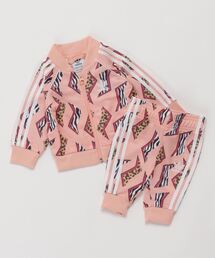 adidas（アディダス）の「総柄プリントSSTセットアップ