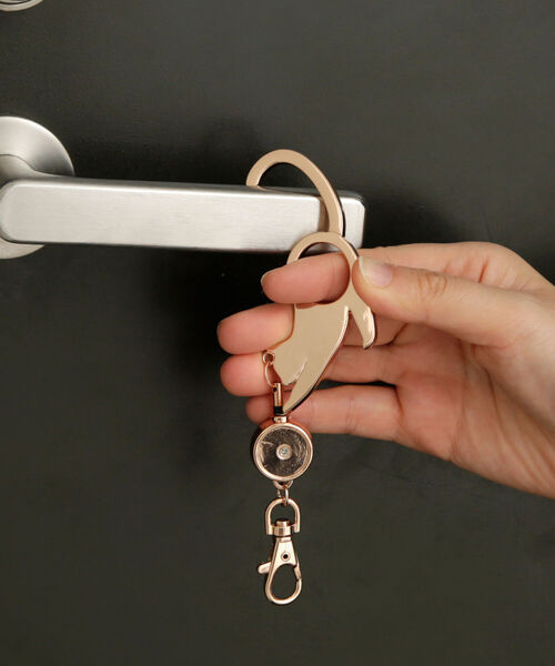 ￼ *・ྀི 断捨離中 アフタヌーンティー様 .゜ྀི・*. レザーキーホルダー Afternoon Tea（アフタヌーンティー）の「コードリール付きタッチレス