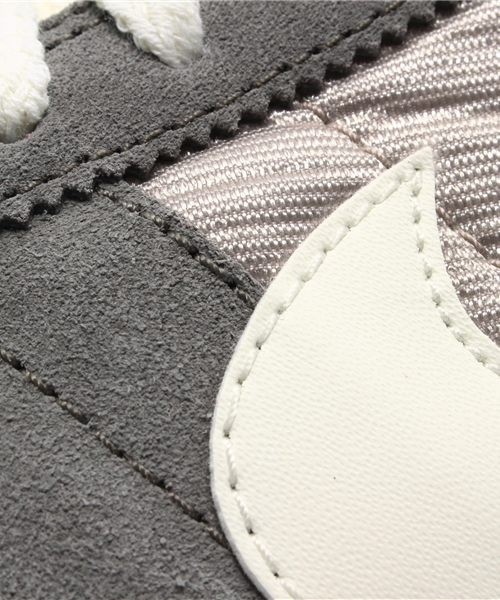 NIKE（ナイキ）の「ウィメンズ ナイキ プリモントリオール レーサー ビンテージ NIKE WMNS PRE MONTREAL RACER VNTG 555258-010（スニーカー・レディース・グレー・23cm/24cm/24.5cm/23.5cm）」の10枚目の写真
