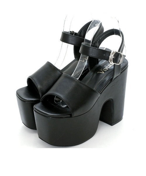 ⭐️美品⭐️　trippen　VIVIENNE　ストラップサンダル　ブラック 厚底プラットフォームアンクルストラップサンダル（サンダル