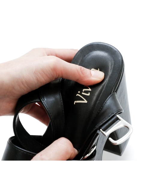 厚底プラットフォームアンクルストラップサンダル（サンダル