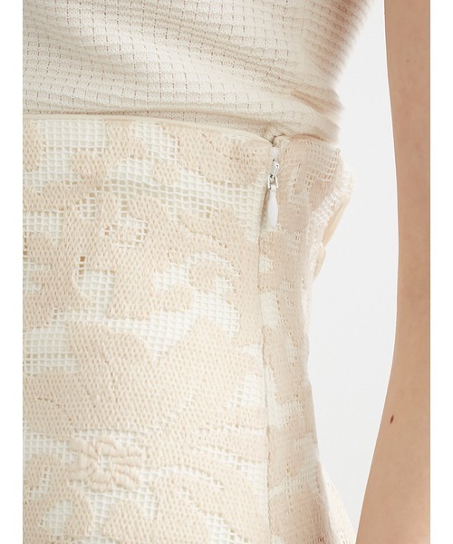 LILY BROWN（リリーブラウン）の「レースAラインスカート（スカート・レディース・ネイビー/オフホワイト/イエロー・1/0）」の11枚目の写真