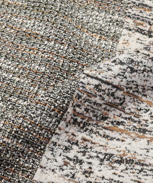 ANDERSSON BELL（アンダースンベル）の「＜Andersson Bell＞ CONTRAST SEOUL21 TEE/Tシャツ（Tシャツ/カットソー・メンズ・ライトグレー・MEDIUM/LARGE）」の2枚目の写真