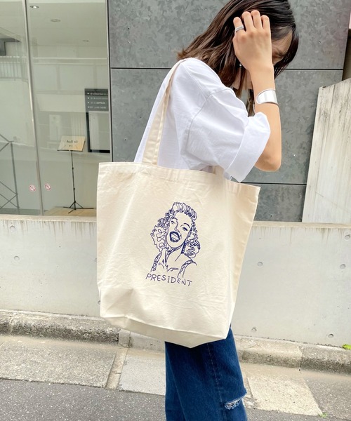 WHO'S WHO gallery（フーズフーギャラリー）の「《WEB限定》手書きijinnキャンバストートバッグ（トートバッグ・メンズ・ホワイト/ホワイト系その他・FREE）」の2枚目の写真