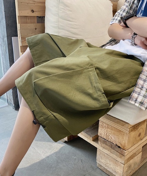 KOR(ケーオーアール)の「ビッグポケット カーゴハーフパンツ(カーゴパンツ・メンズ・ブラック/カーキ・M/L/XL)」の15枚目の写真