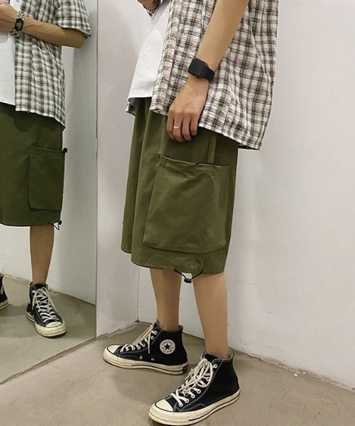 KOR(ケーオーアール)の「ビッグポケット カーゴハーフパンツ(カーゴパンツ・メンズ・ブラック/カーキ・M/L/XL)」の19枚目の写真