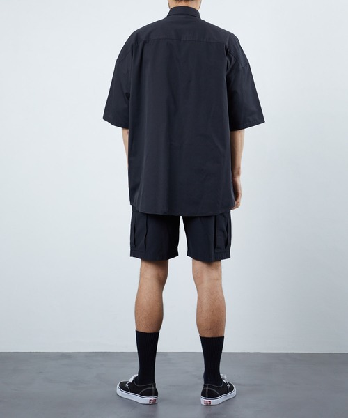 FRANKLIN & MARSHALL（フランクリンマーシャル）の「FRANKLIN ＆ MARSHALL/フランクリンマーシャル 別注 シェフショートスリーブシャツ（シャツ/ブラウス・メンズ・オリーブ/ブラック・マルチサイズ）」の5枚目の写真