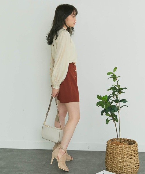 LIPSERVICE（リップサービス）の「ボタンデザインHW ショートパンツ（その他パンツ・レディース・ブラック/アイボリー/オレンジ系その他・S/M）」の13枚目の写真