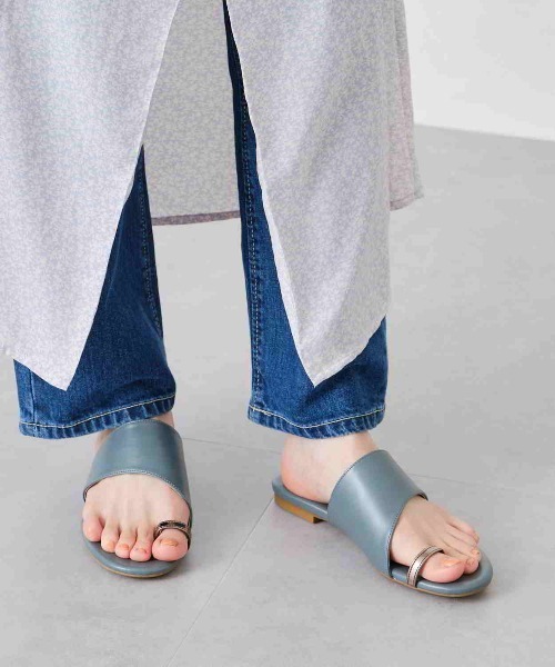 ORiental TRaffic（オリエンタルトラフィック）の「アシンメトリートングサンダル/11223（サンダル・レディース・ブラック/ベージュ/ブルー・LL/S/M/L）」の19枚目の写真