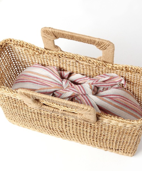 studio CLIP（スタディオクリップ）の「《Natural by studio CLIP/クロスとリネン》黄草スクエアカゴバッグ（かごバッグ・レディース・ピンク/グリーン・FREE）」の15枚目の写真