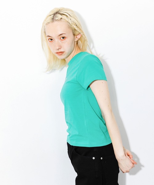 X-girl（エックスガール）の「BUTTERFLY S/S BABY TEE（Tシャツ/カットソー・レディース・ホワイト/ブラック/グリーン・SMALL/MEDIUM）」の19枚目の写真