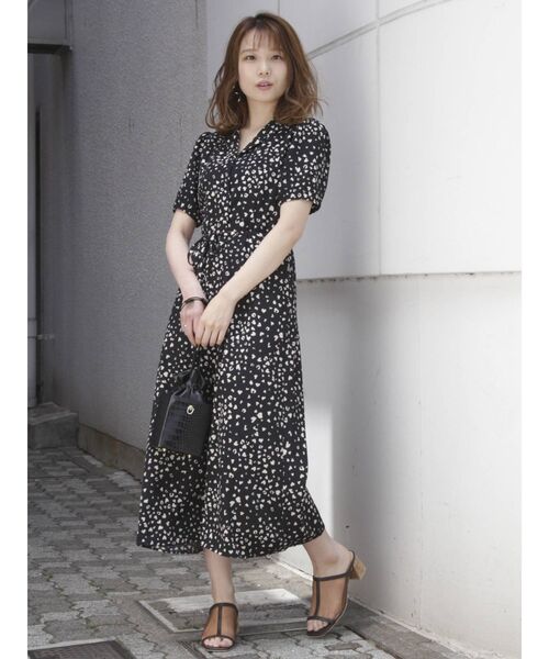 dazzlin（ダズリン）の「ランダムドットライクシャツワンピース（ワンピース・レディース・ブラック/オフホワイト/イエロー・FREE）」の6枚目の写真