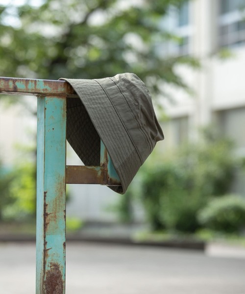 ITEMS URBANRESEARCH（アイテムズ アーバンリサーチ）の「ワッシャーナイロンバケットハット（ハット・メンズ・カーキ/ブラック/ベージュ/ネイビー・-）」の4枚目の写真