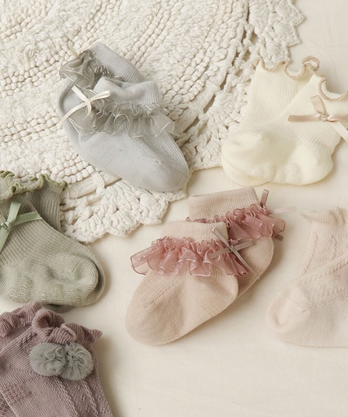 apres les cours（アプレレクール）の「オーガンジーフリルベビーソックス（ベビーシューズ/ベビーソックス・キッズ・ベージュ/グレー・9/12）」の3枚目の写真