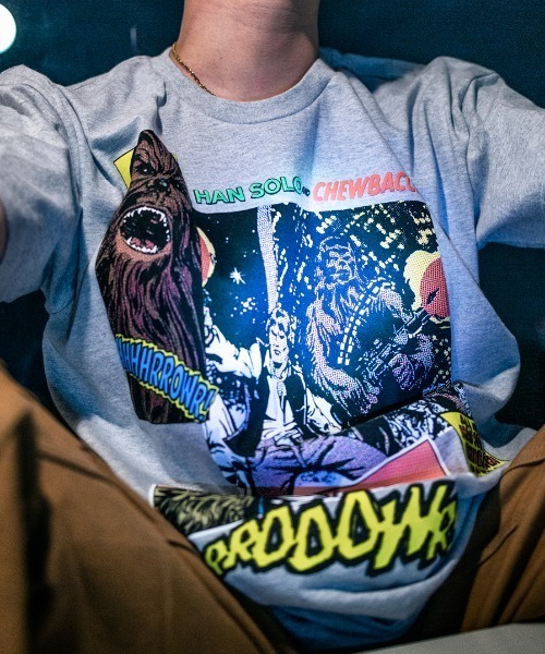 BAIT(ベイト)の「【2106_SWS】STARWARS CHEWBACCA TEE 215-SWS-TEE-005(Tシャツ/カットソー・メンズ・グレー・X-LARGE/LARGE/MEDIUM/XX-LARGE)」の1枚目の写真