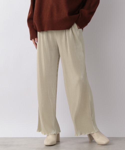 LOWRYS FARM（ローリーズファーム）の「シャイニープリーツメローパンツ　957485（その他パンツ・レディース・ブラック/ブラウン/ブルー/ボルドー/アイボリー/チャコールグレー・FREE/TALL/SHORT/LONG）」の4枚目の写真