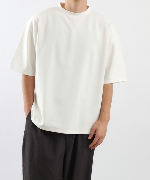 COLONY 2139（コロニートゥーワンスリーナイン）の「抗菌抗ウイルスクルーネックBIGTシャツ/ビッグシルエットTシャツ（Tシャツ/カットソー・メンズ・ブラック/カーキ/ホワイト・MEDIUM/LARGE/X-LARGE）」の4枚目の写真