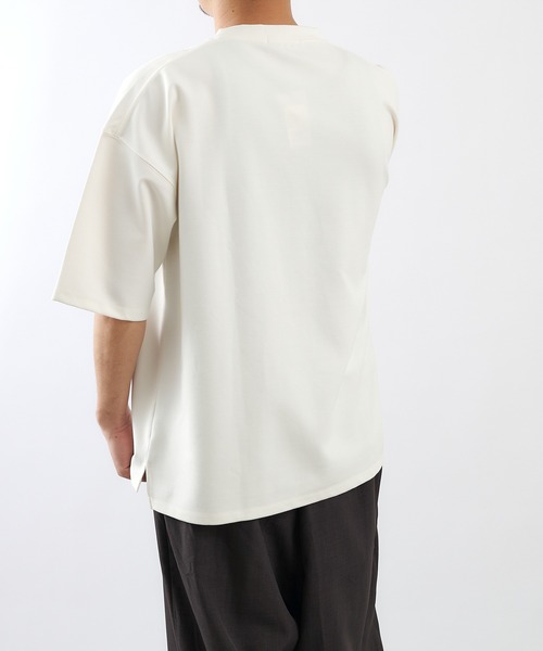 COLONY 2139（コロニートゥーワンスリーナイン）の「抗菌抗ウイルスクルーネックBIGTシャツ/ビッグシルエットTシャツ（Tシャツ/カットソー・メンズ・ブラック/カーキ/ホワイト・MEDIUM/LARGE/X-LARGE）」の5枚目の写真