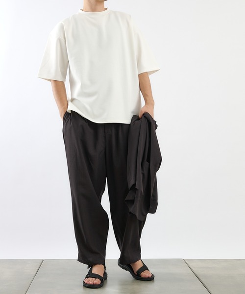 COLONY 2139（コロニートゥーワンスリーナイン）の「抗菌抗ウイルスクルーネックBIGTシャツ/ビッグシルエットTシャツ（Tシャツ/カットソー・メンズ・ブラック/カーキ/ホワイト・MEDIUM/LARGE/X-LARGE）」の8枚目の写真