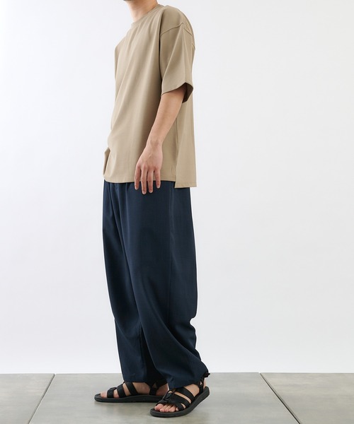 COLONY 2139（コロニートゥーワンスリーナイン）の「抗菌抗ウイルスクルーネックBIGTシャツ/ビッグシルエットTシャツ（Tシャツ/カットソー・メンズ・ブラック/カーキ/ホワイト・MEDIUM/LARGE/X-LARGE）」の21枚目の写真