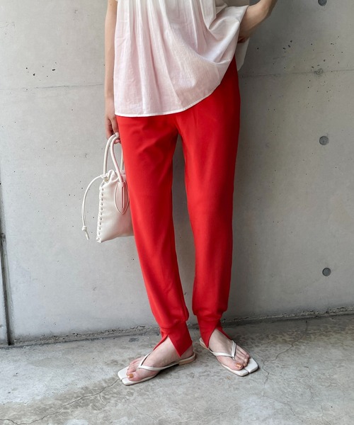 CAPRICIEUX LE'MAGE（カプリシューレマージュ）の「スリットジャージージョガーパンツ（その他パンツ・レディース・ブラック/オレンジ・FREE）」の11枚目の写真