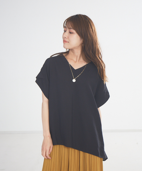 abahouse mavie(アバハウスマヴィ)の「ecru ストライプ&シアーVネックプルオーバーシャツ(シャツ/ブラウス・レディース・ブラック/ベージュ/オフホワイト/モスグリーン・フリー)」の2枚目の写真