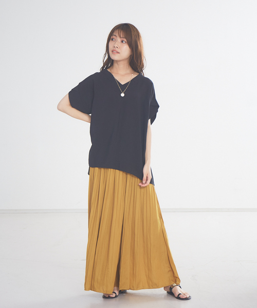 abahouse mavie(アバハウスマヴィ)の「ecru ストライプ&シアーVネックプルオーバーシャツ(シャツ/ブラウス・レディース・ブラック/ベージュ/オフホワイト/モスグリーン・フリー)」の10枚目の写真