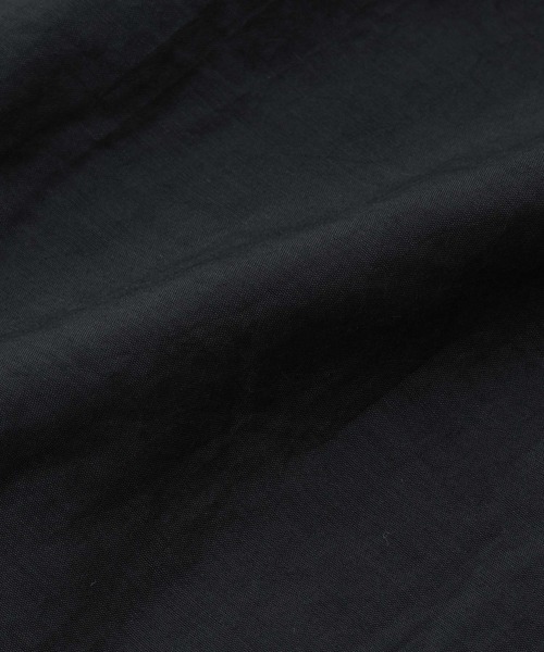 NANO universe(ナノユニバース)の「【WEB限定】ボリュームスリーブシャツ(シャツ/ブラウス・レディース・ブラック/キャメル/ライトベージュ・マルチサイズ)」の19枚目の写真