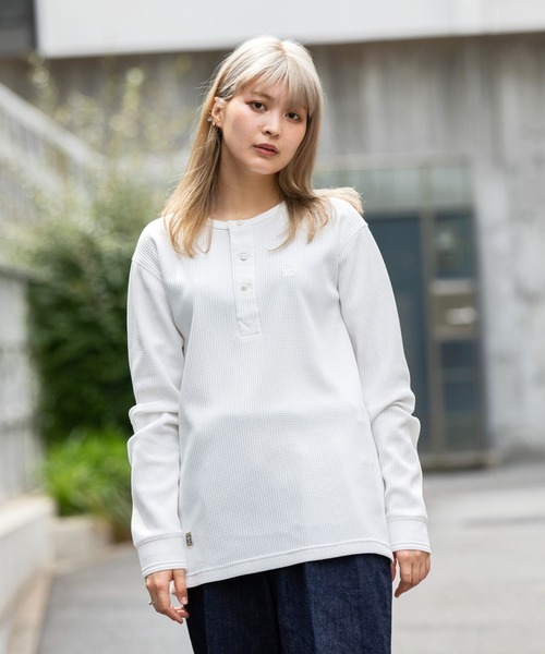 Munsingwear Grand-Slam（マンシングウェア　グランドスラム）の「ヘンリーネックサーマルTシャツ（Tシャツ/カットソー・メンズ・ネイビー/ホワイト・S/M/L/XL）」の3枚目の写真