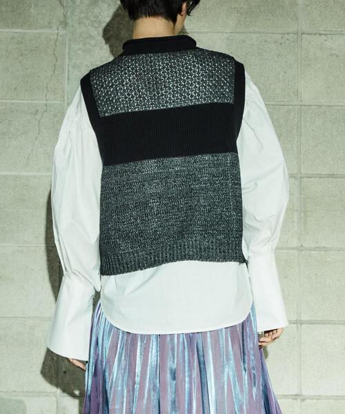 alcali（アルカリ）の「すかし編みショートベスト（ニット/セーター・レディース・ライトグレー/ブラック・FREE）」の16枚目の写真