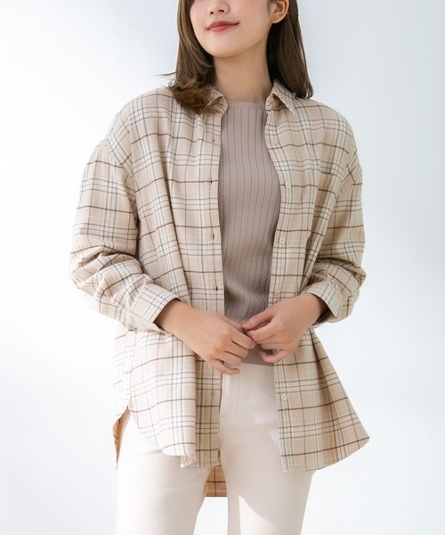 【はな様】DES PRES スパンシルクチェック ブラウス ネイビー×ベージュ Honeys（ハニーズ）の「チェックシャツ（シャツ/ブラウス）」 - WEAR